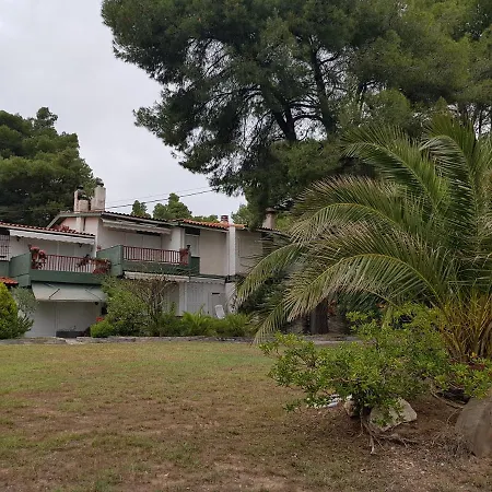 Апартаменты Konstantinos Beach House Никити