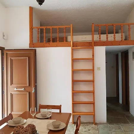 Konstantinos Beach House * Никити