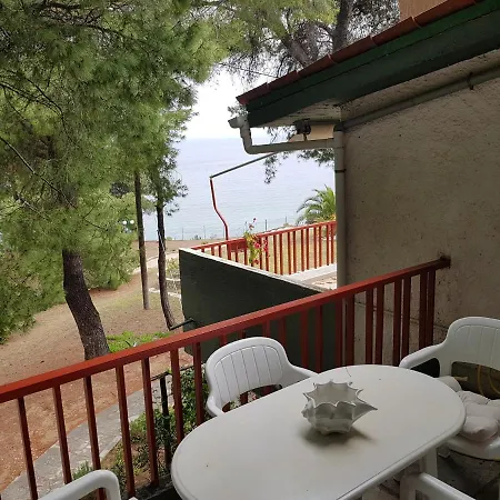 Konstantinos Beach House *
