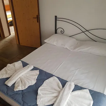 Konstantinos Beach House * Никити
